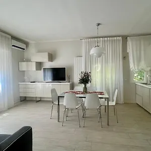 Appartamento Stunning 300mt By The Sea Dei Marmi, Forte dei Marmi